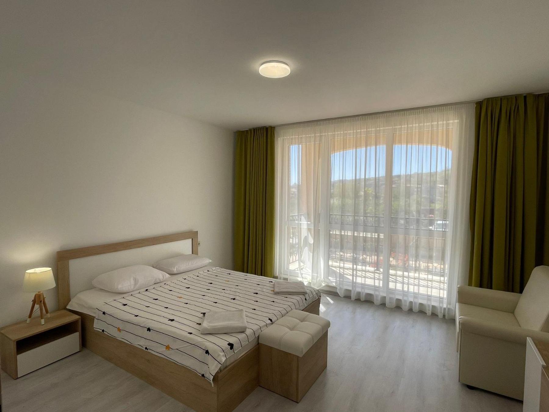 Sun Residence -Byala Sp Apartments Zewnętrze zdjęcie